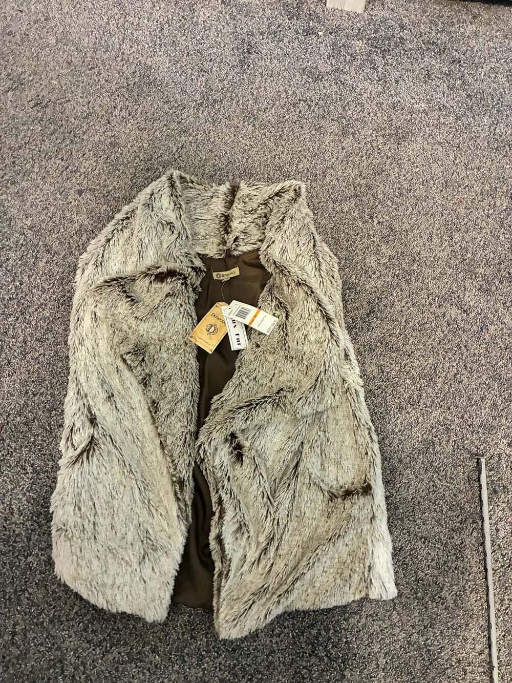 Democracy Core Essential Faux Fur Vest Size S